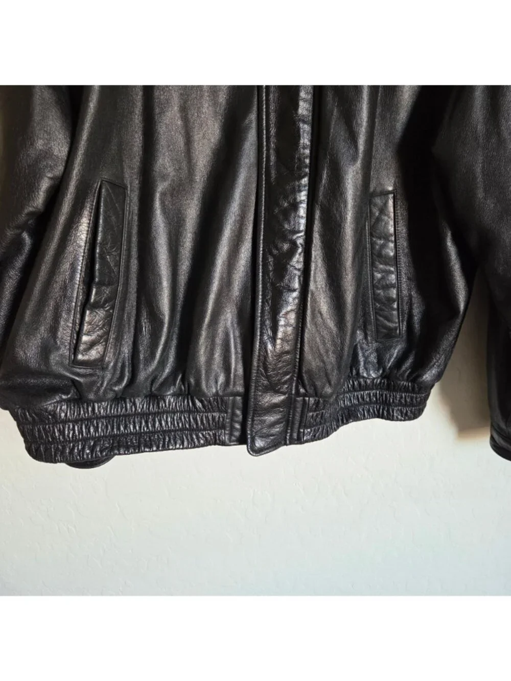 Wilsons Leather Black Leather Bomber Jacket Size Men's XL Full Zip Vintage 90's